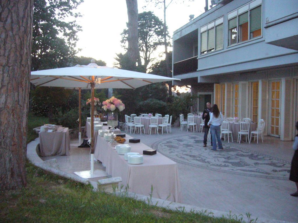 Casa Per Ferie Cardinal G. Guarino Bed & Breakfast Rome Luaran gambar