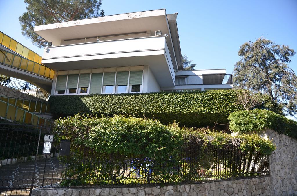 Casa Per Ferie Cardinal G. Guarino Bed & Breakfast Rome Luaran gambar