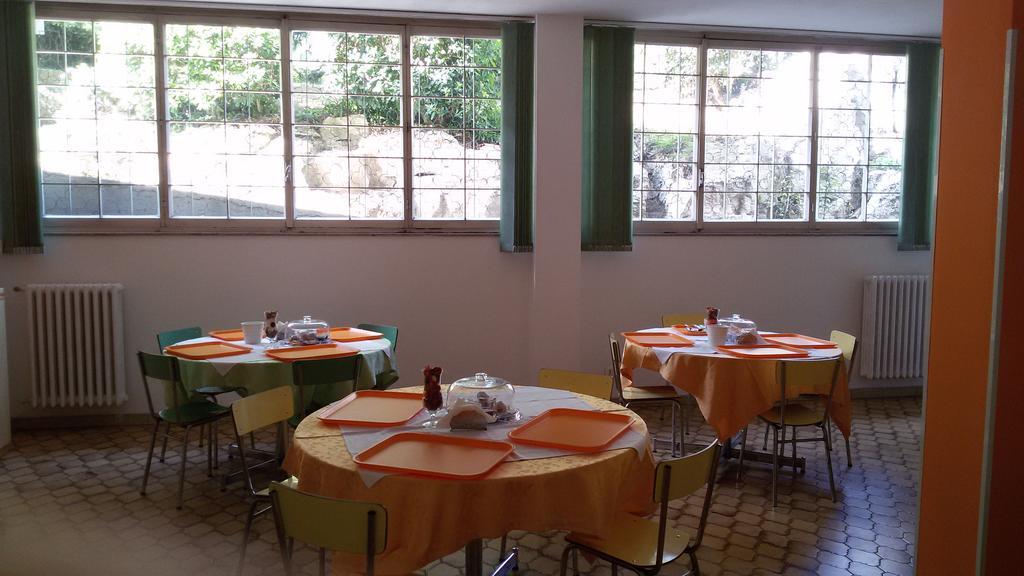 Casa Per Ferie Cardinal G. Guarino Bed & Breakfast Rome Luaran gambar