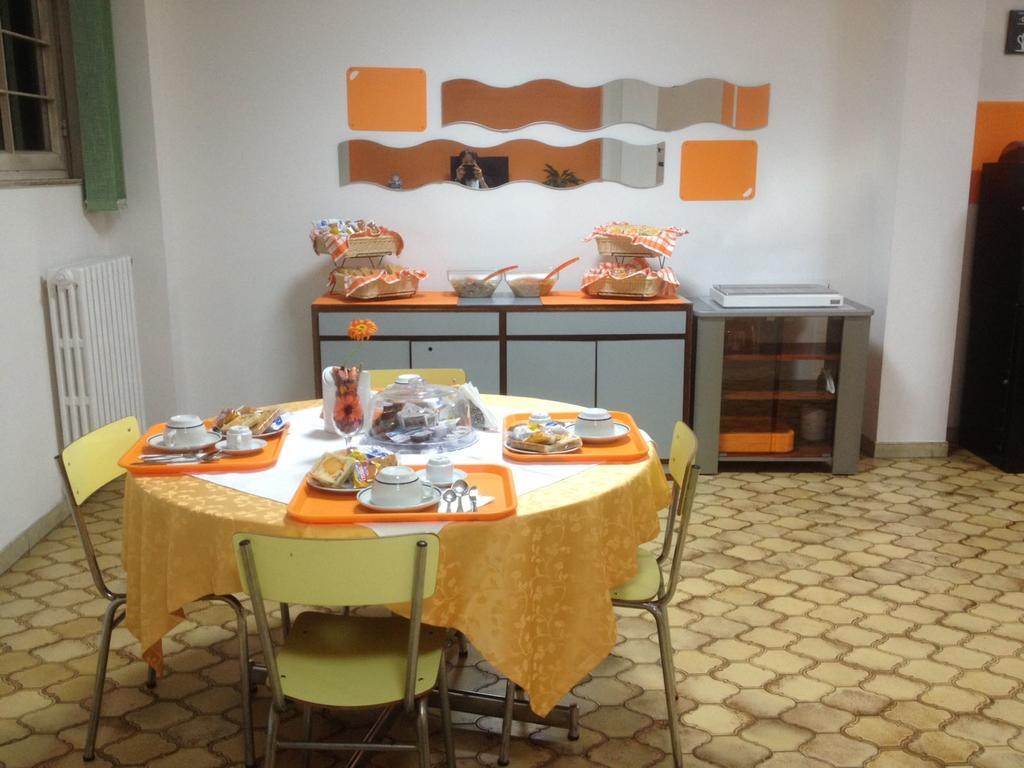 Casa Per Ferie Cardinal G. Guarino Bed & Breakfast Rome Luaran gambar