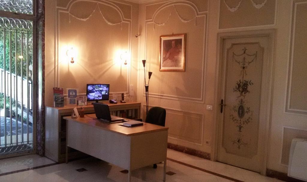 Casa Per Ferie Cardinal G. Guarino Bed & Breakfast Rome Luaran gambar