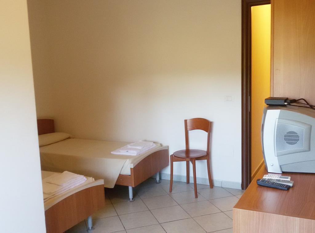 Casa Per Ferie Cardinal G. Guarino Bed & Breakfast Rome Luaran gambar