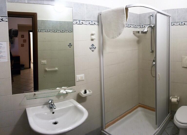 Casa Per Ferie Cardinal G. Guarino Bed & Breakfast Rome Luaran gambar