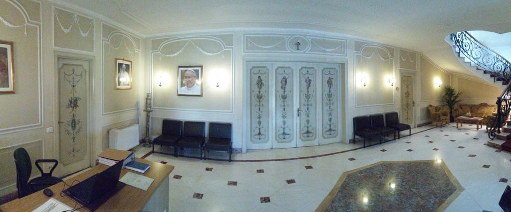 Casa Per Ferie Cardinal G. Guarino Bed & Breakfast Rome Luaran gambar